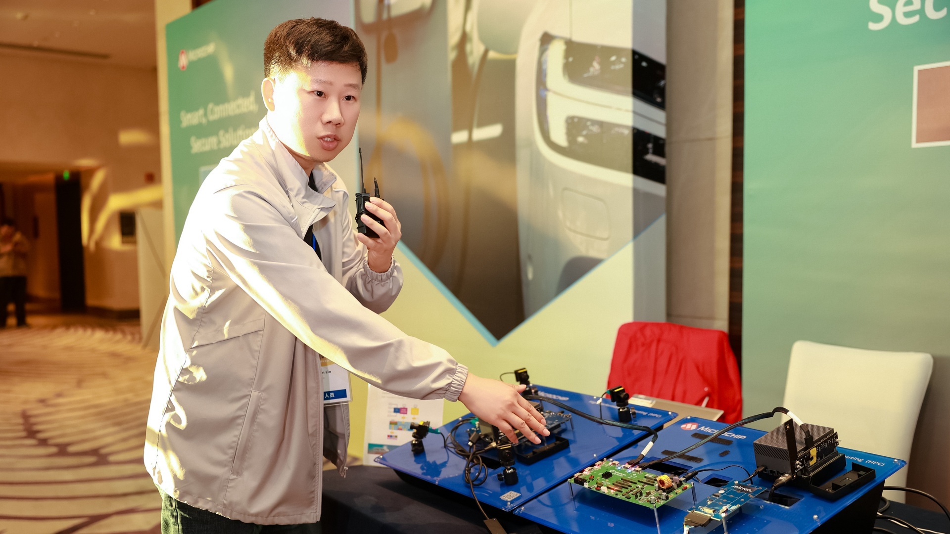 基于PCIe®和ASA-ML技术的车载HPC方案